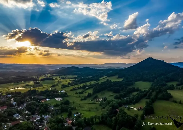Pokoje Pod Krzywym Dachem