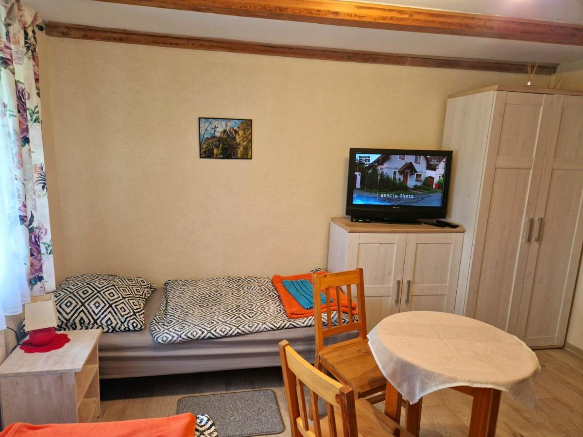 Pod Krzywym Dachem Lodge *